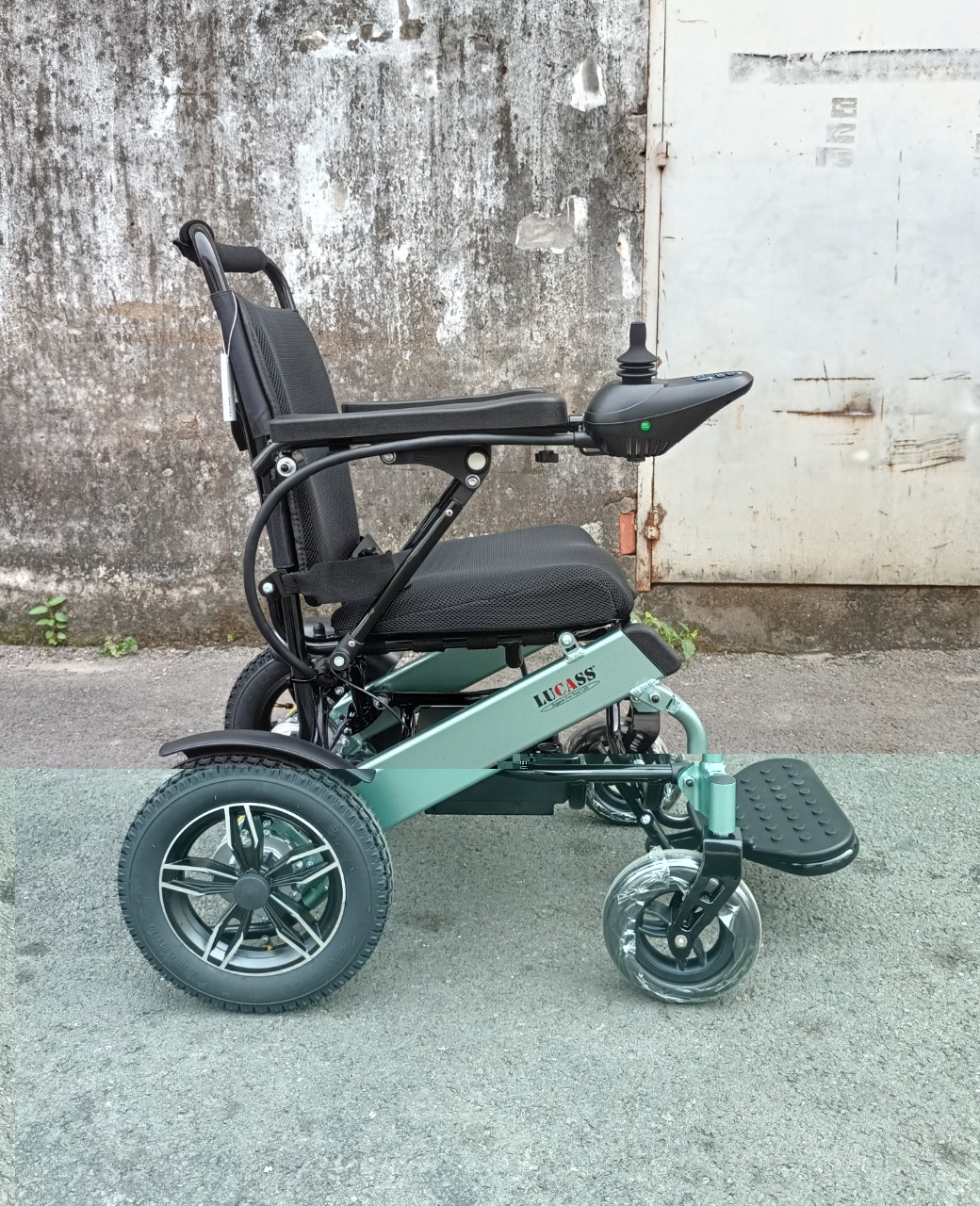 Xe Lăn Điện chính hãng XE-612L